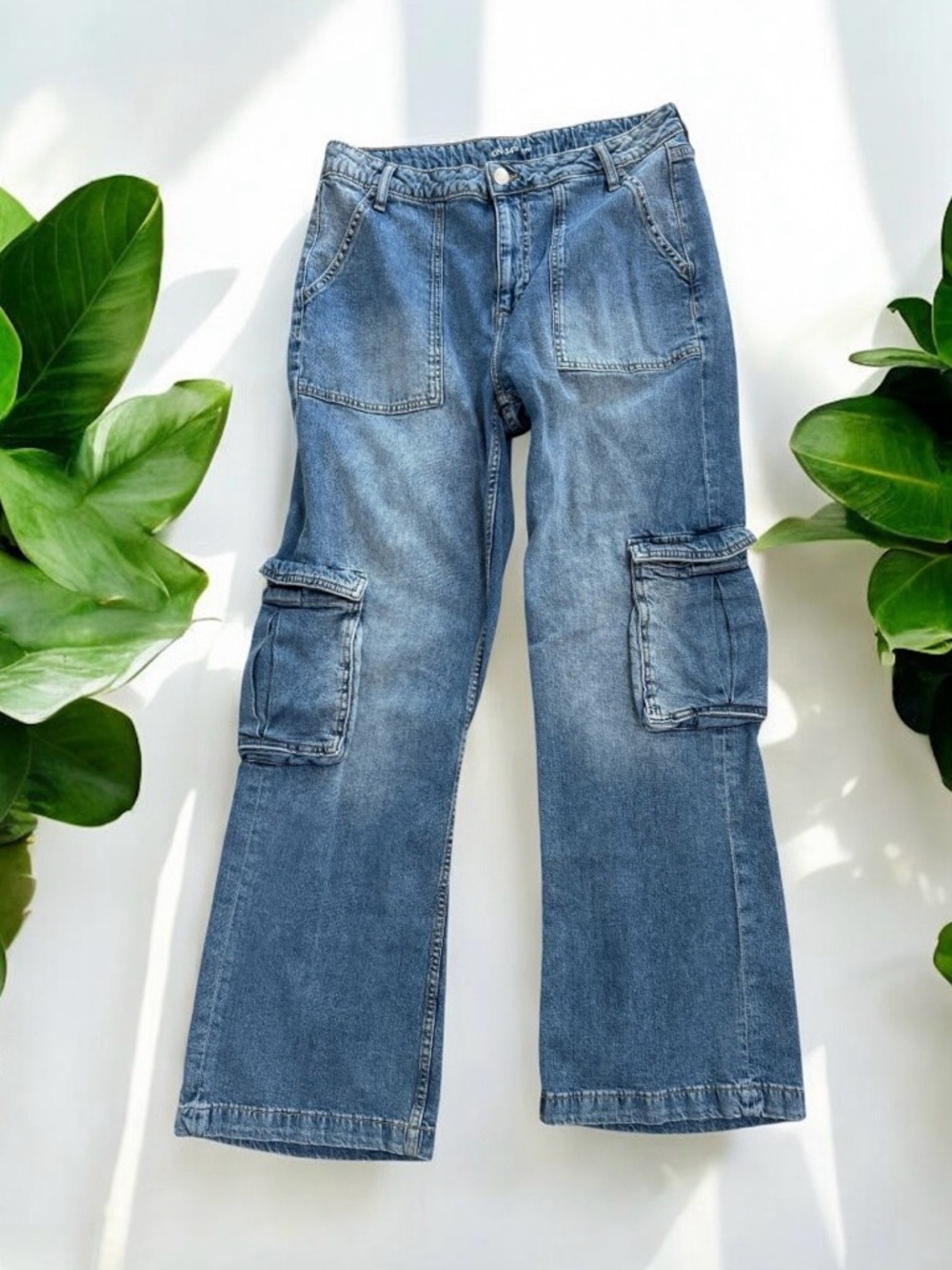 On 34th Wide Leg Cargo Jeans Size 10